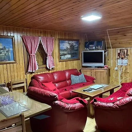 Golija Vikendica Cesta Vrela Vakantiehuis *