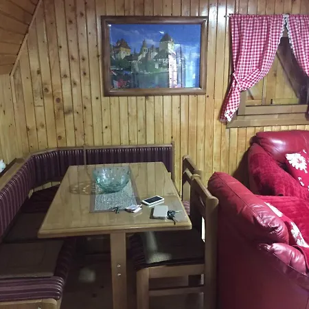 Golija Vikendica Cesta Vrela Raška